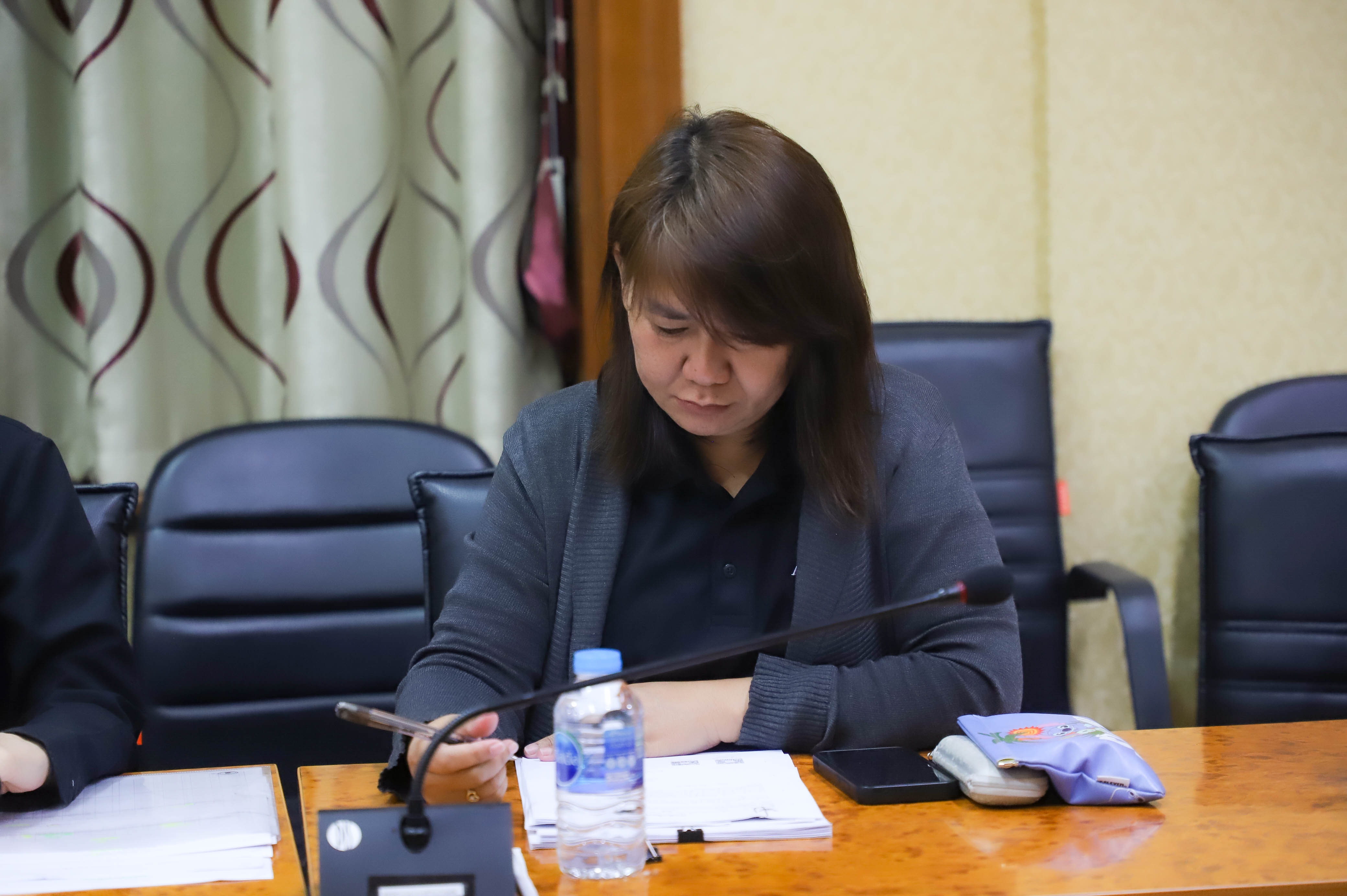 title - สบท. ประชุมชี้แจงและมอบหมายผู้รับผิดชอบในแต่ละตัวชี้วัดในส่วนที่เกี่ยวข้องกับกองทุนการปฏิรูปที่ดินเพื่อเกษตรกรรม ประจําปีงบประมาณ พ.ศ. 2569 